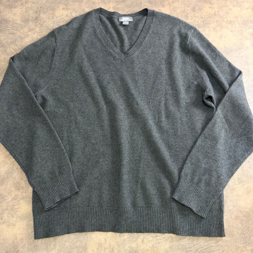 Neiman Marcus V-Neck Sweater Mens XXL Gray 100% Cashmere Long Sleeve Knit 4282